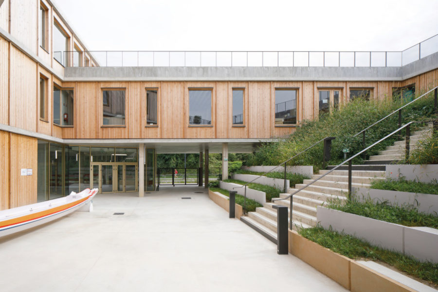 VAIRES SUR MARNE (77)