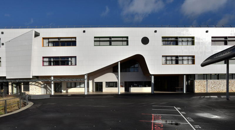 CHEVILLY-LARUE – Collège Liberté