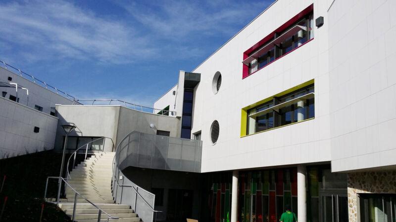 CHEVILLY-LARUE – Collège Liberté